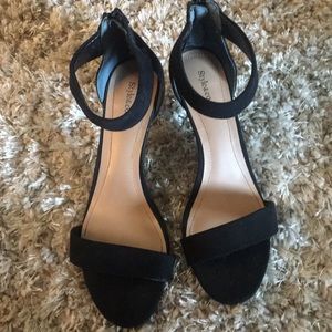 Style & co black velvet heels